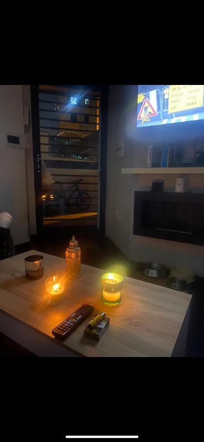 Napoli Centro Casa Con Due Camere E Cucina エクステリア 写真